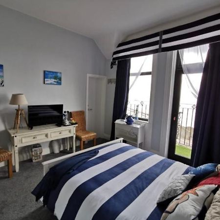 Conlyn House Panzió Newcastle  Kültér fotó